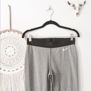 3/$30 •Nike Pro Dri-Fit leggings•